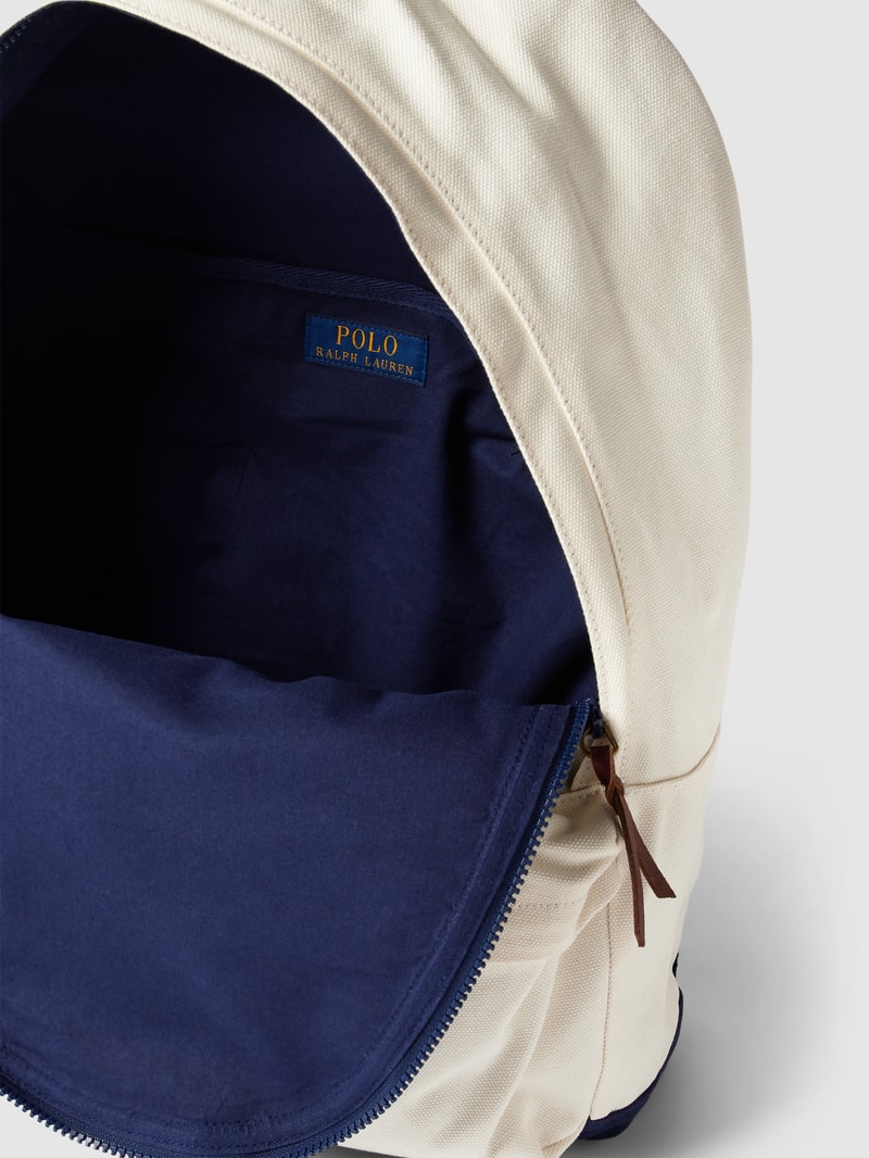 Rucksack mit Label-Stitching in weiß