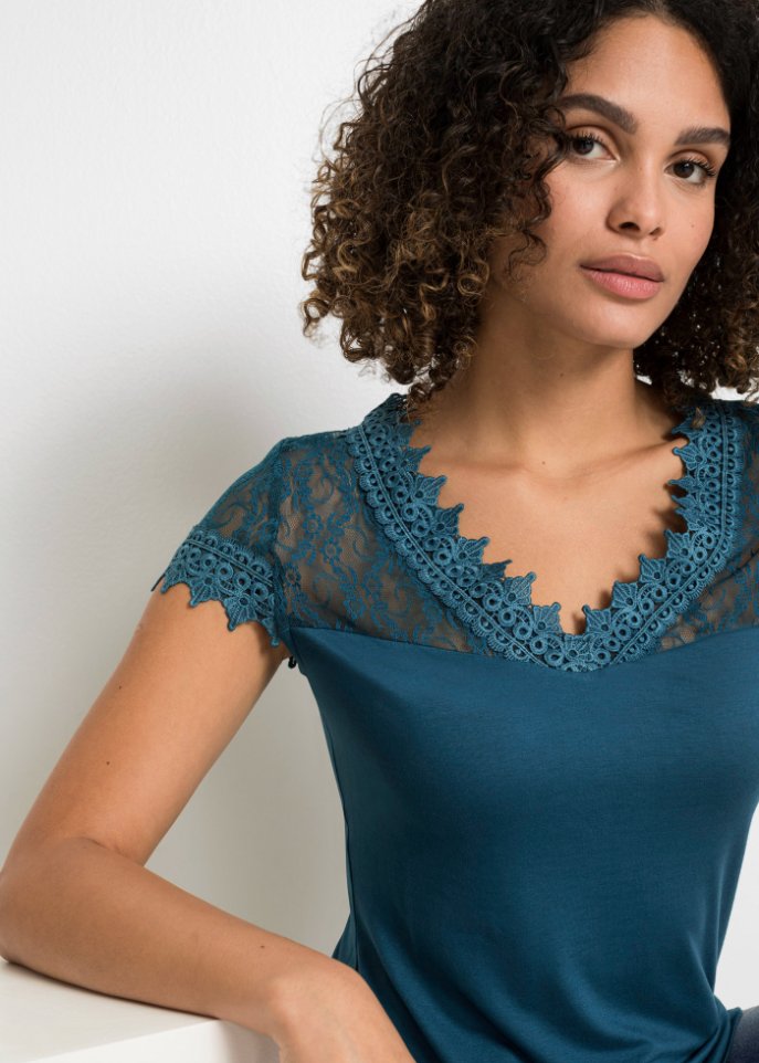 Shirt mit Spitze