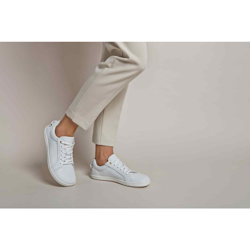 Shapen Feelin Chic White Leather Barfuß-Halbschuhe