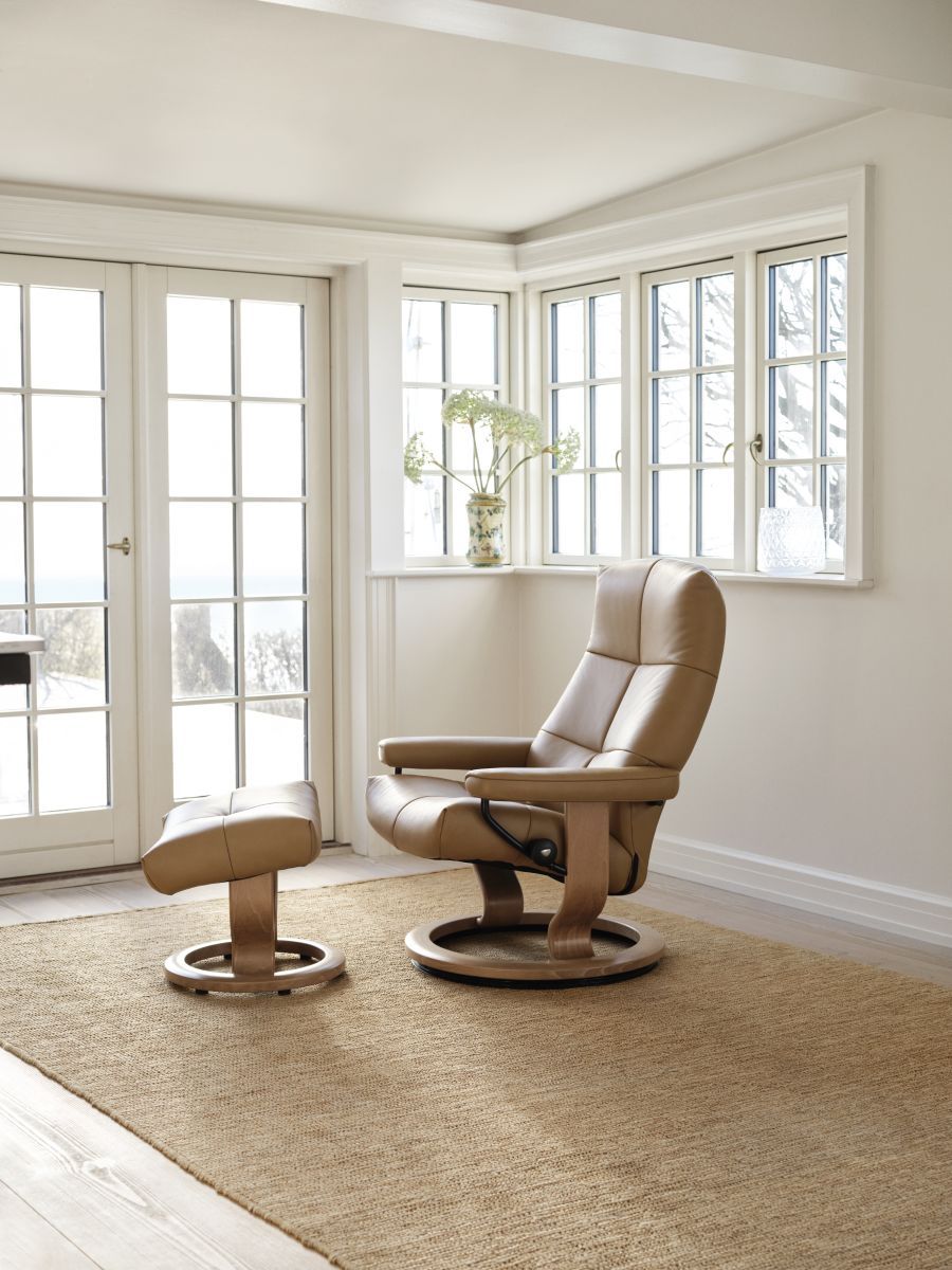 Stressless Sessel David M Classic mit Hocker Almond