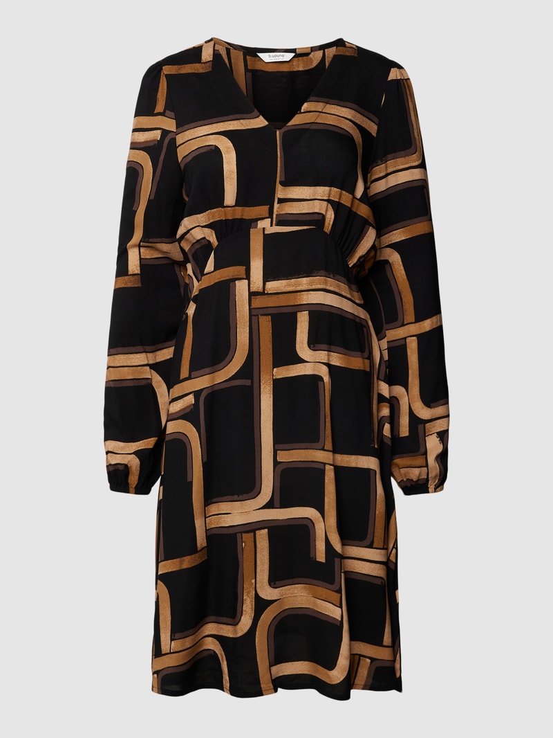 Knielanges Kleid mit Allover-Muster Modell 'JOSA' in schwarz