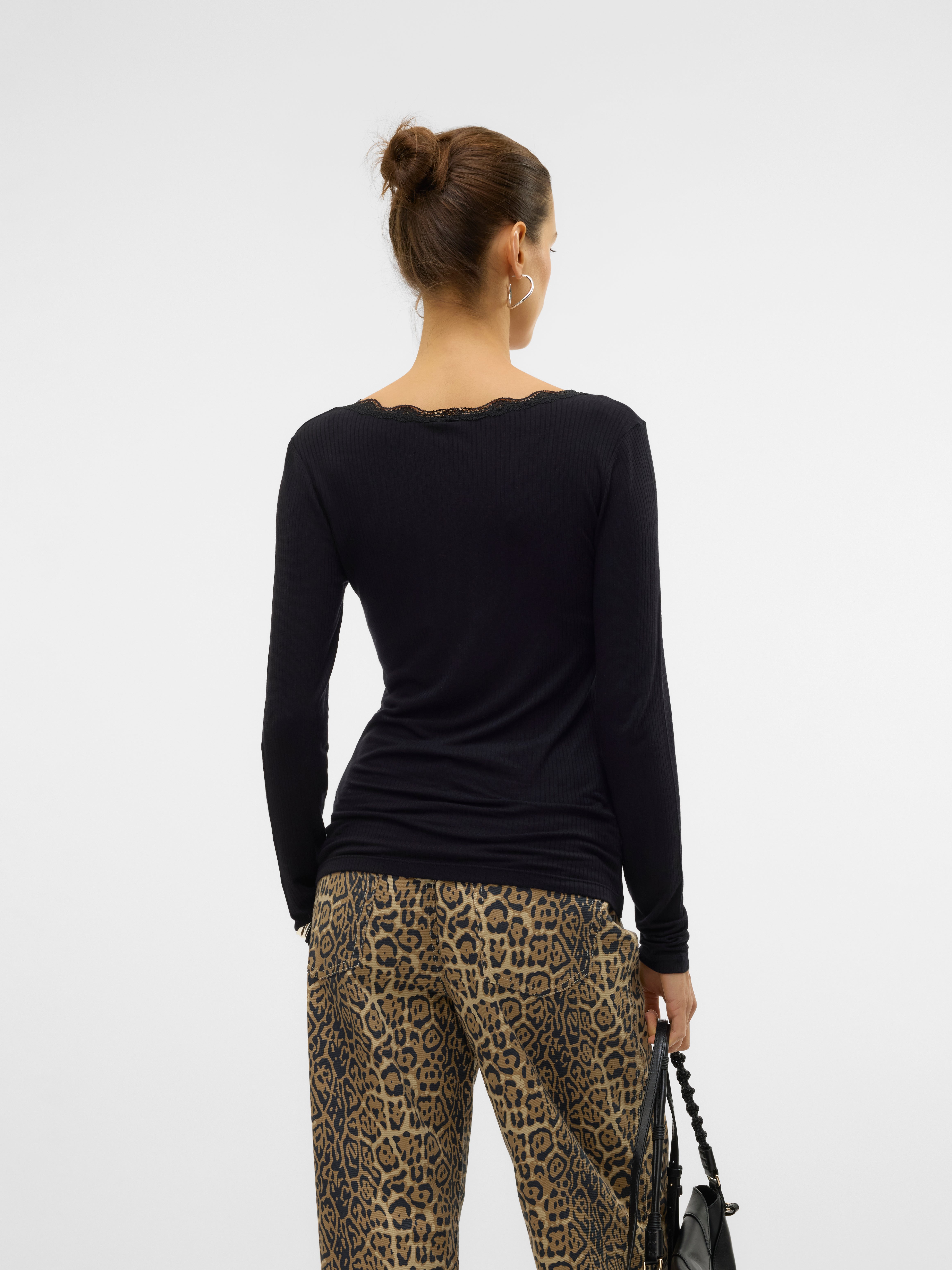 VMMILY Top