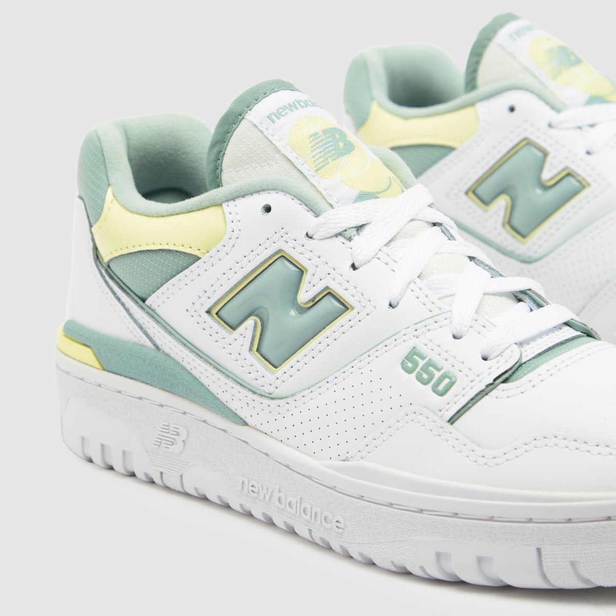 New Balance bb550 träningsskor i vitt och grönt