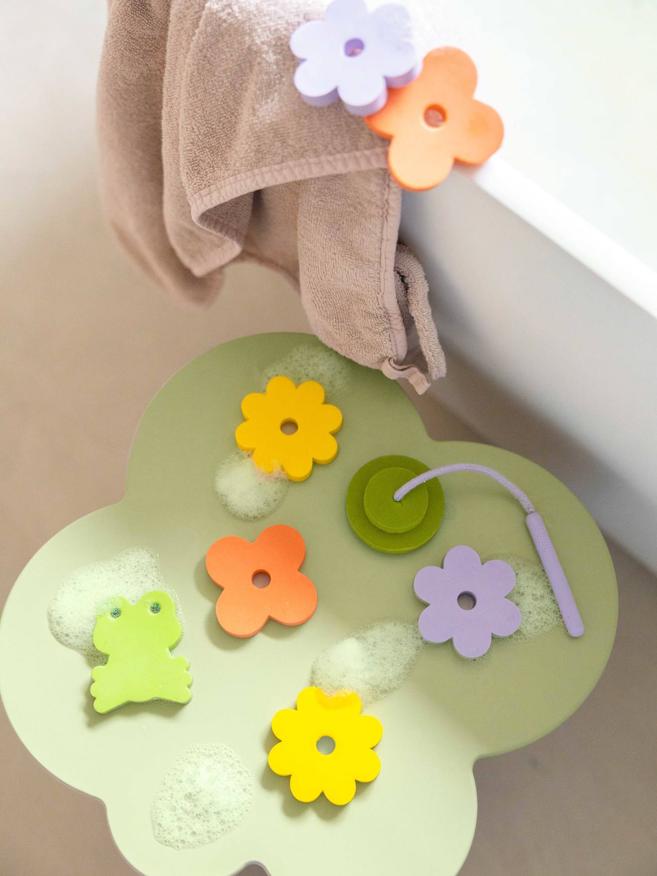 Quut Baby Badewannen-Angelspiel QUUT - grün
