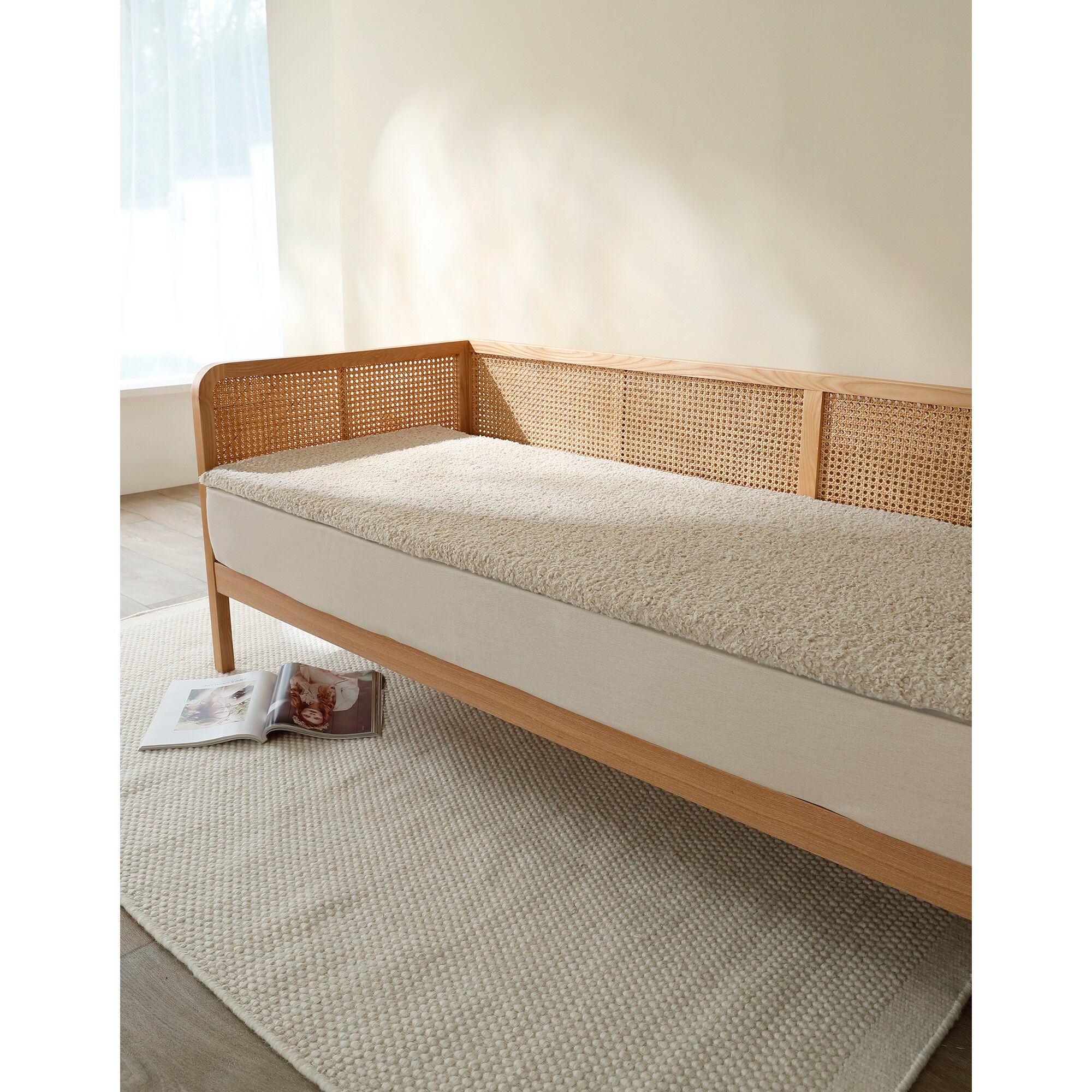 Long coussin de canapé en bouclette sherpa moutonnée