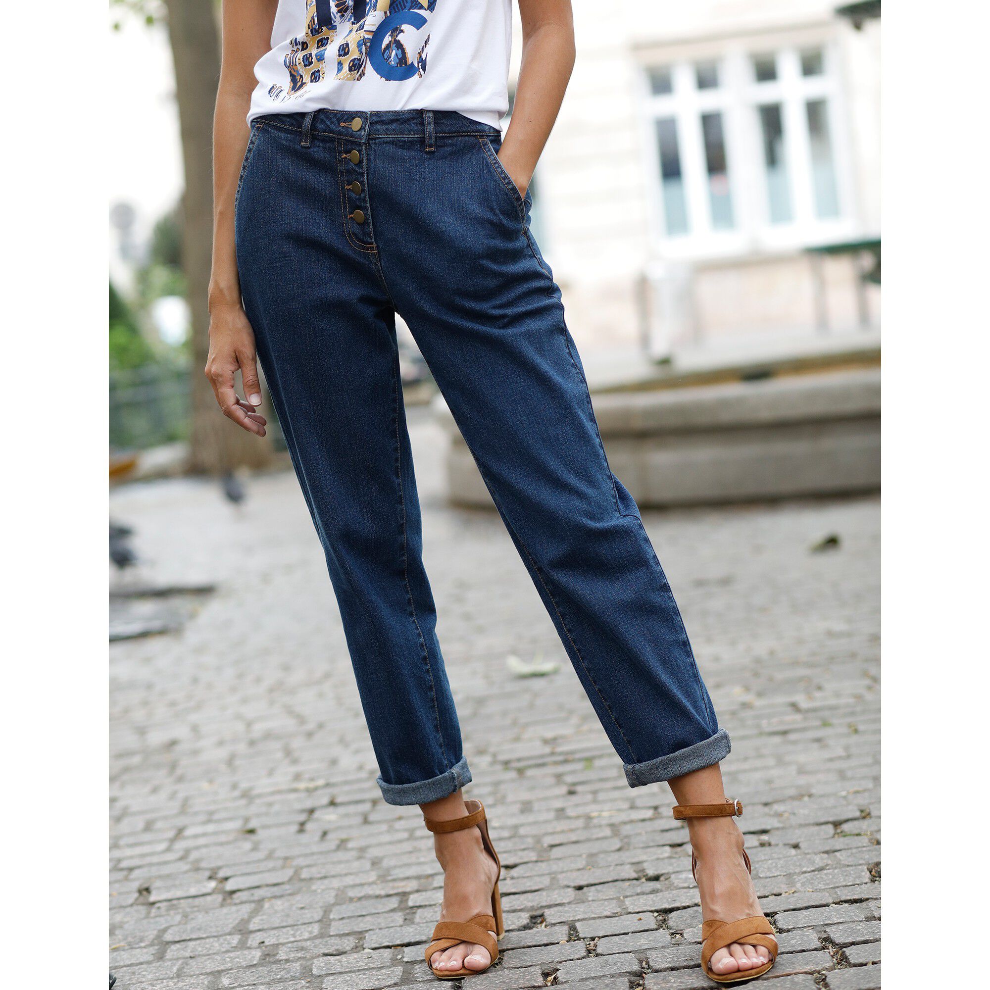 Jean mom boutonné