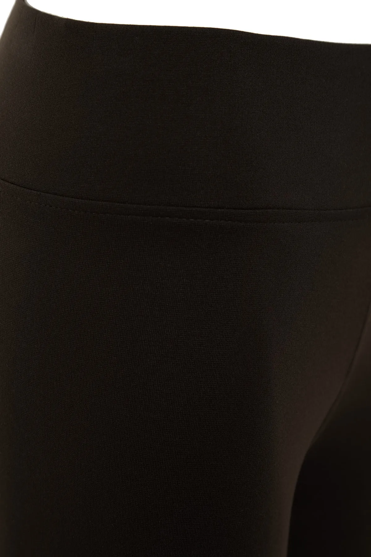 Trendyol Collection  Braune Recovery-Leggings aus Strick mit hoher Taille und elastischem Bund TWOAW20TA0087