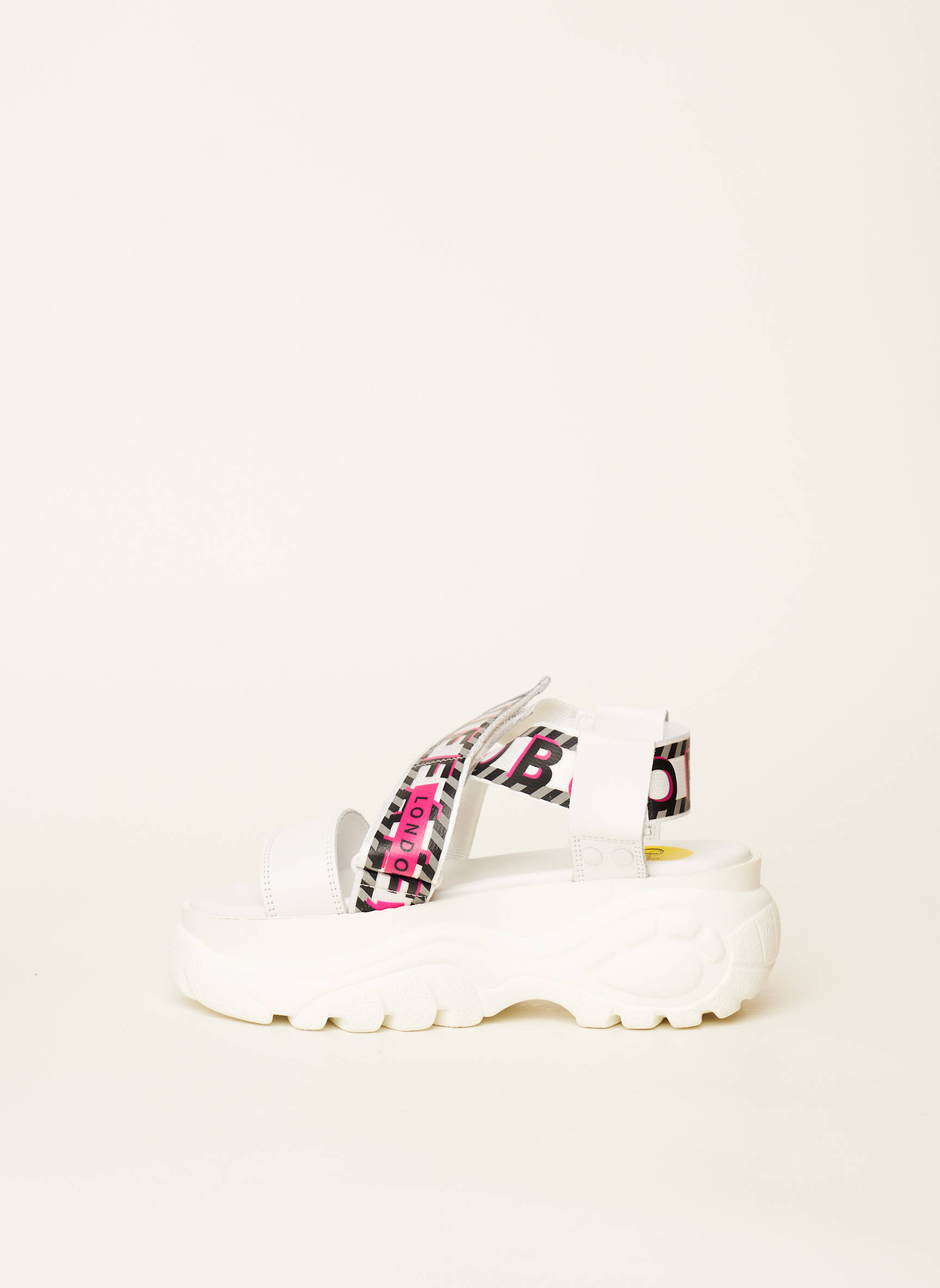 Buffalo Sandales Nu Pieds Femme couleur blanc