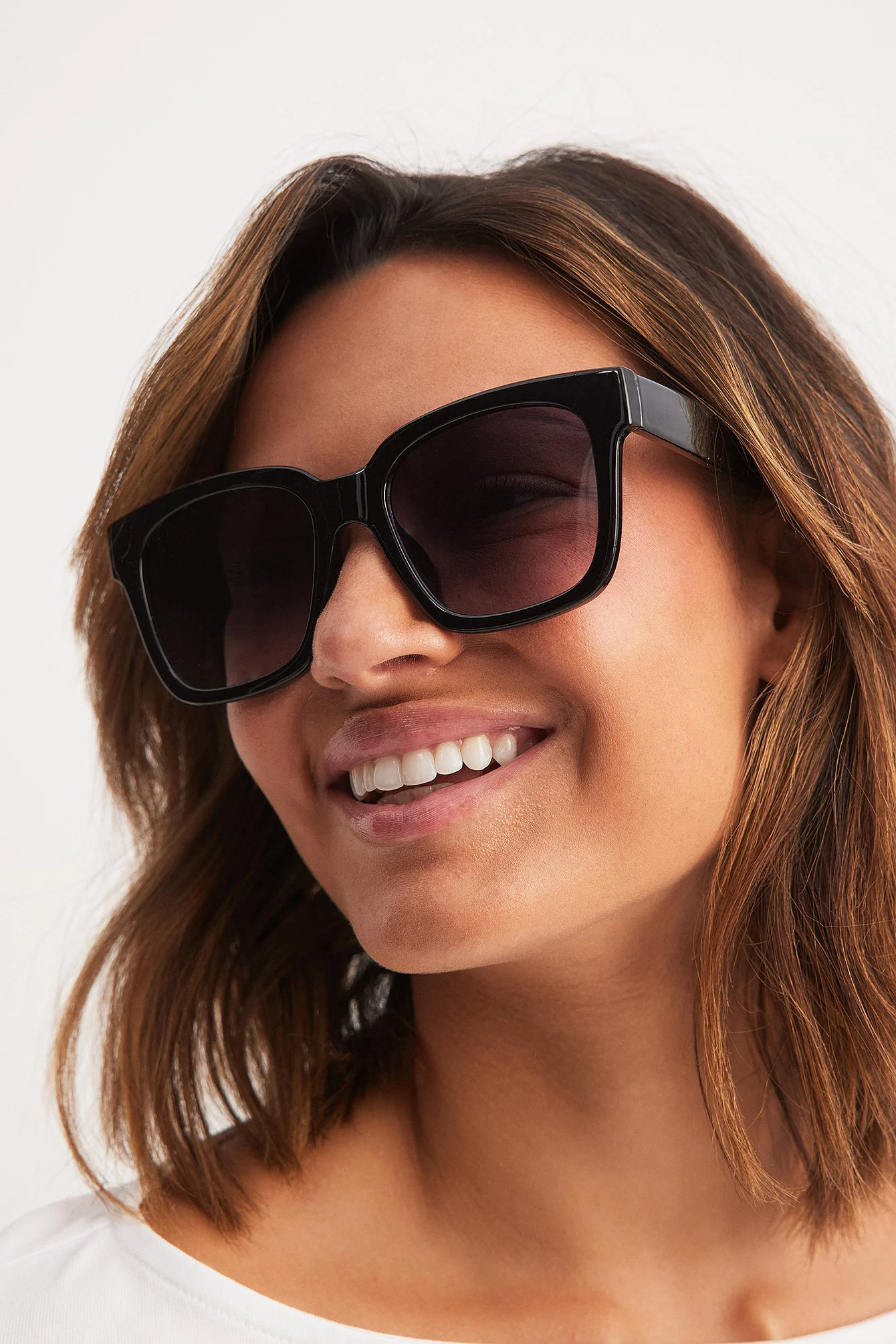 Große runde recycelte Sonnenbrille
