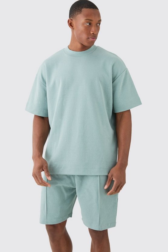 Oversize T-Shirt & Shorts