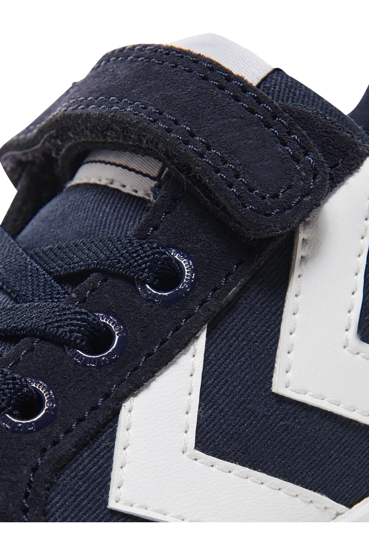 hummel  SLIMMER STADIL LOW JR