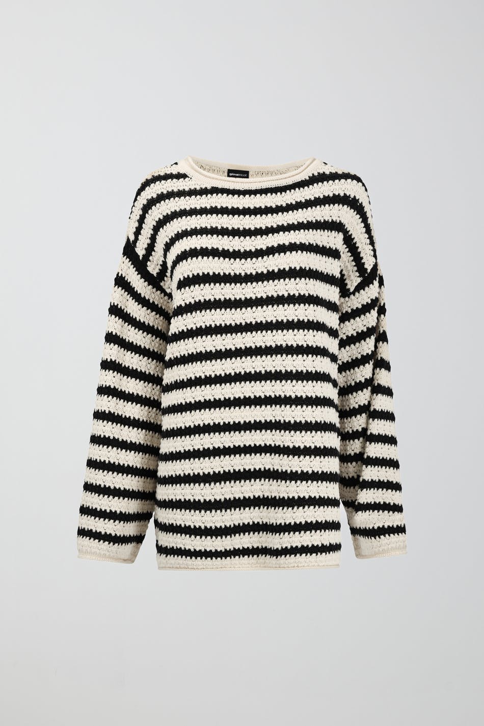 Oversized knitted sweater