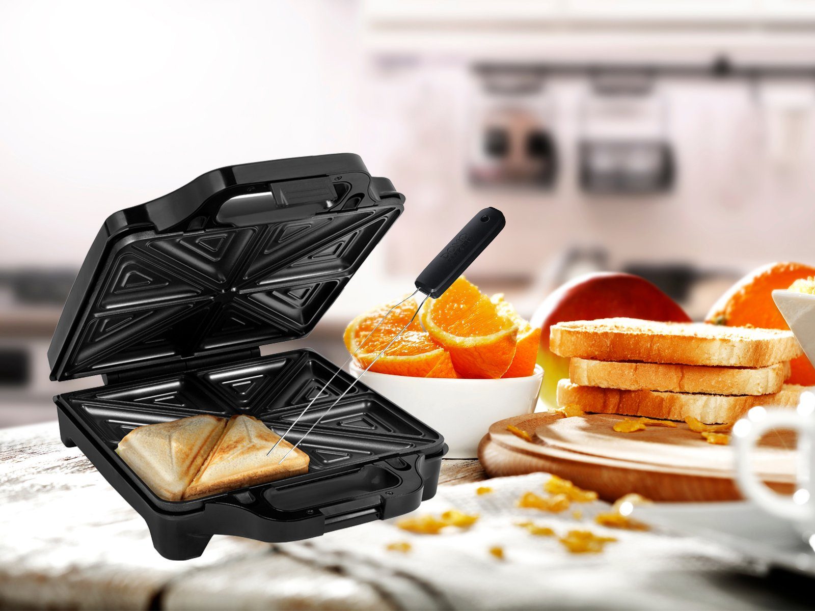 PRINCESS Sandwichmaker, 1600 W, kleiner 4er Toaster Panini Snackmaker mit Gabel, Antihaftbeschichtung