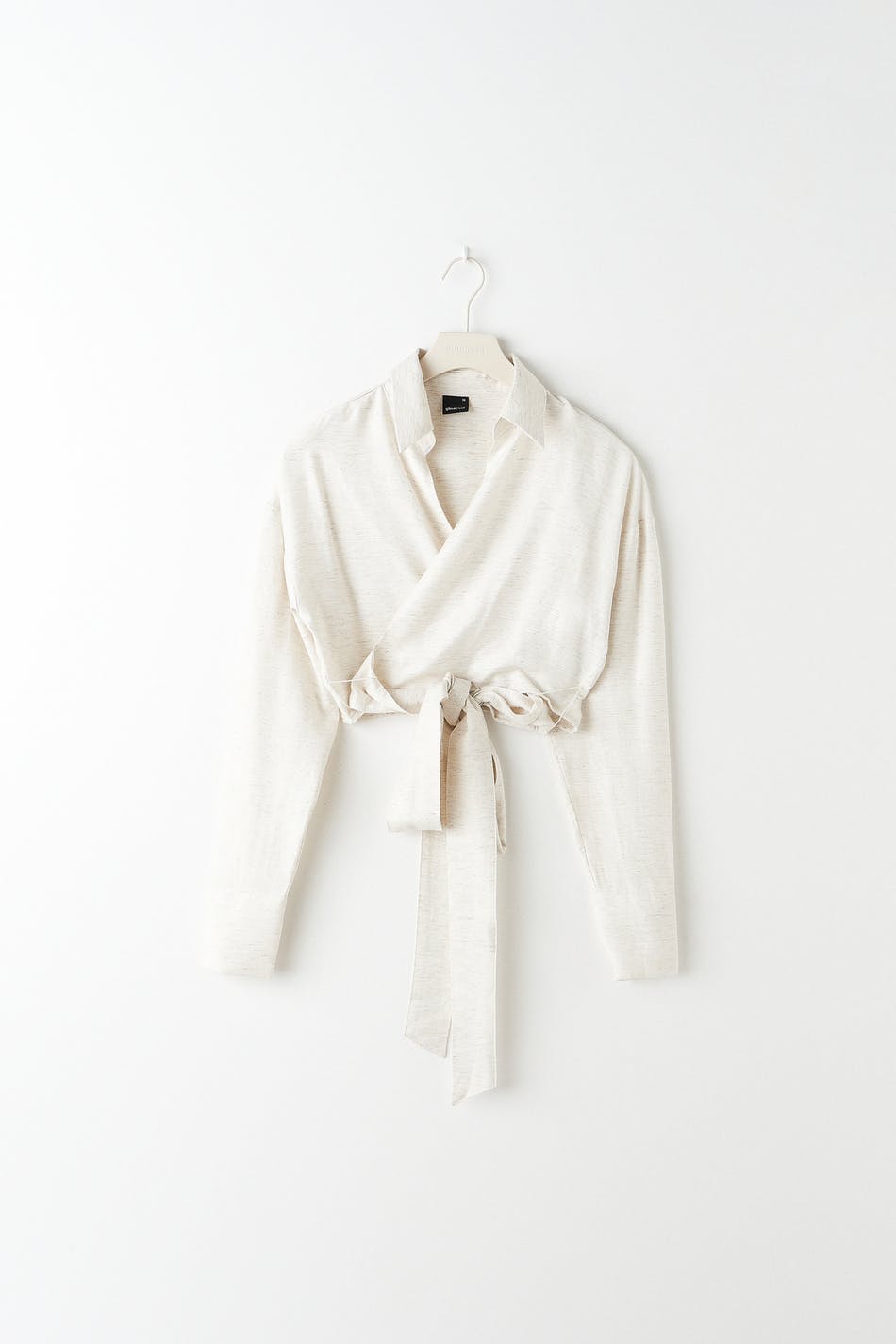 Avery tie shirt