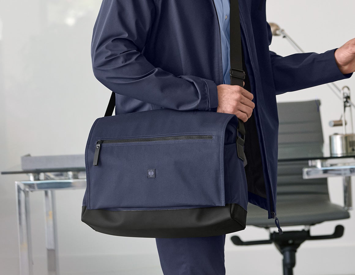 Messenger Bag e.s.motion ten