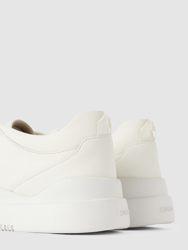Sneaker aus Leder mit Label-Details Modell 'Blake' in weiß