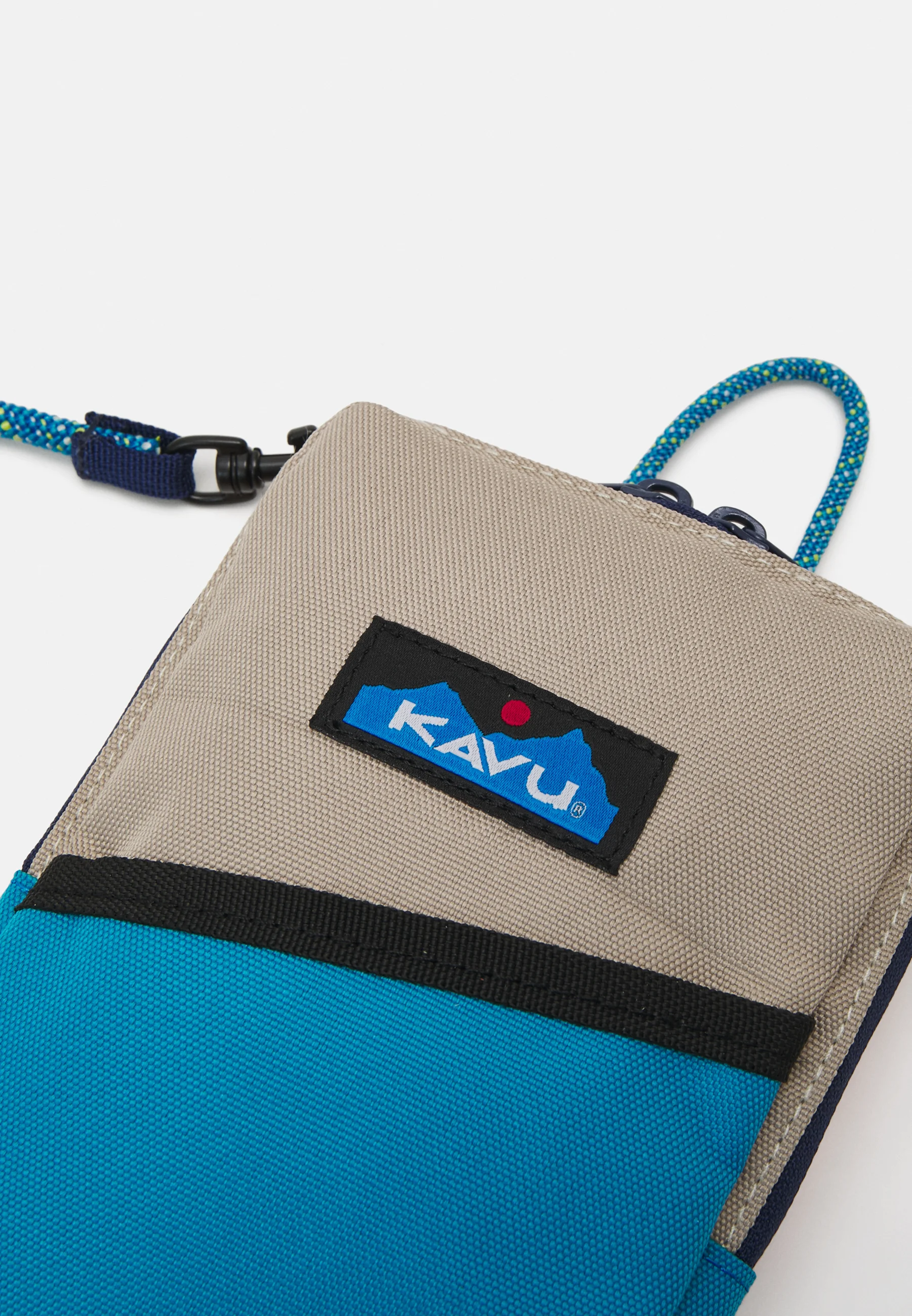 ESTUCHE ESENCIAL KAVU UNISEX - Bolso de hombro