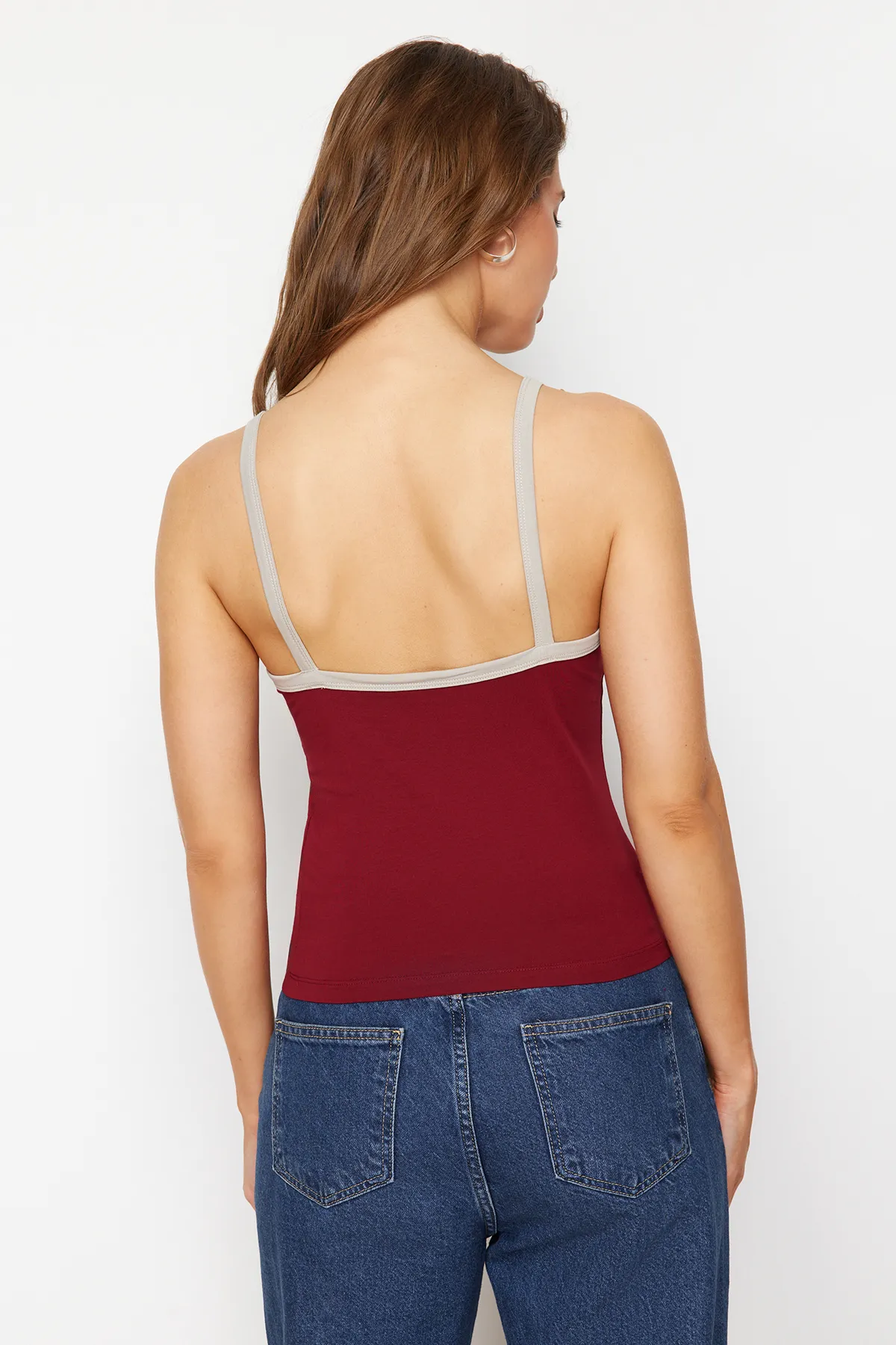 Trendyol Collection  Bordeauxrot, körperbetont, farblich geblockt, mit quadratischem Kragen, Riemen, gestrickt, Athlete TWOSS24AL00038