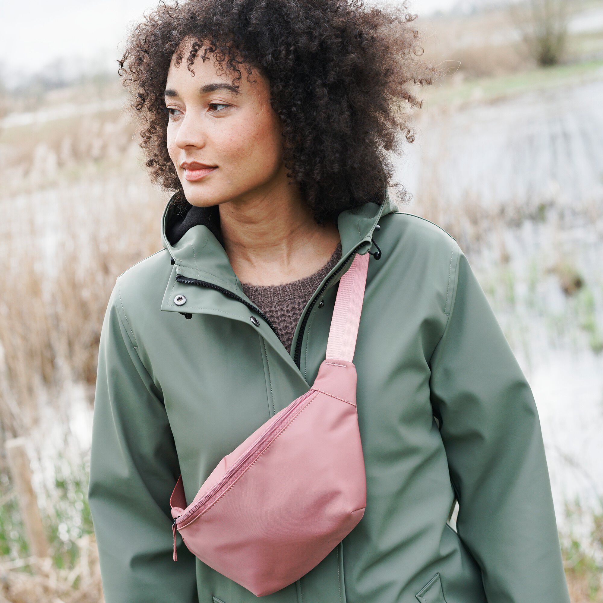 Sac banane imperméable en polyamide recyclé(**)