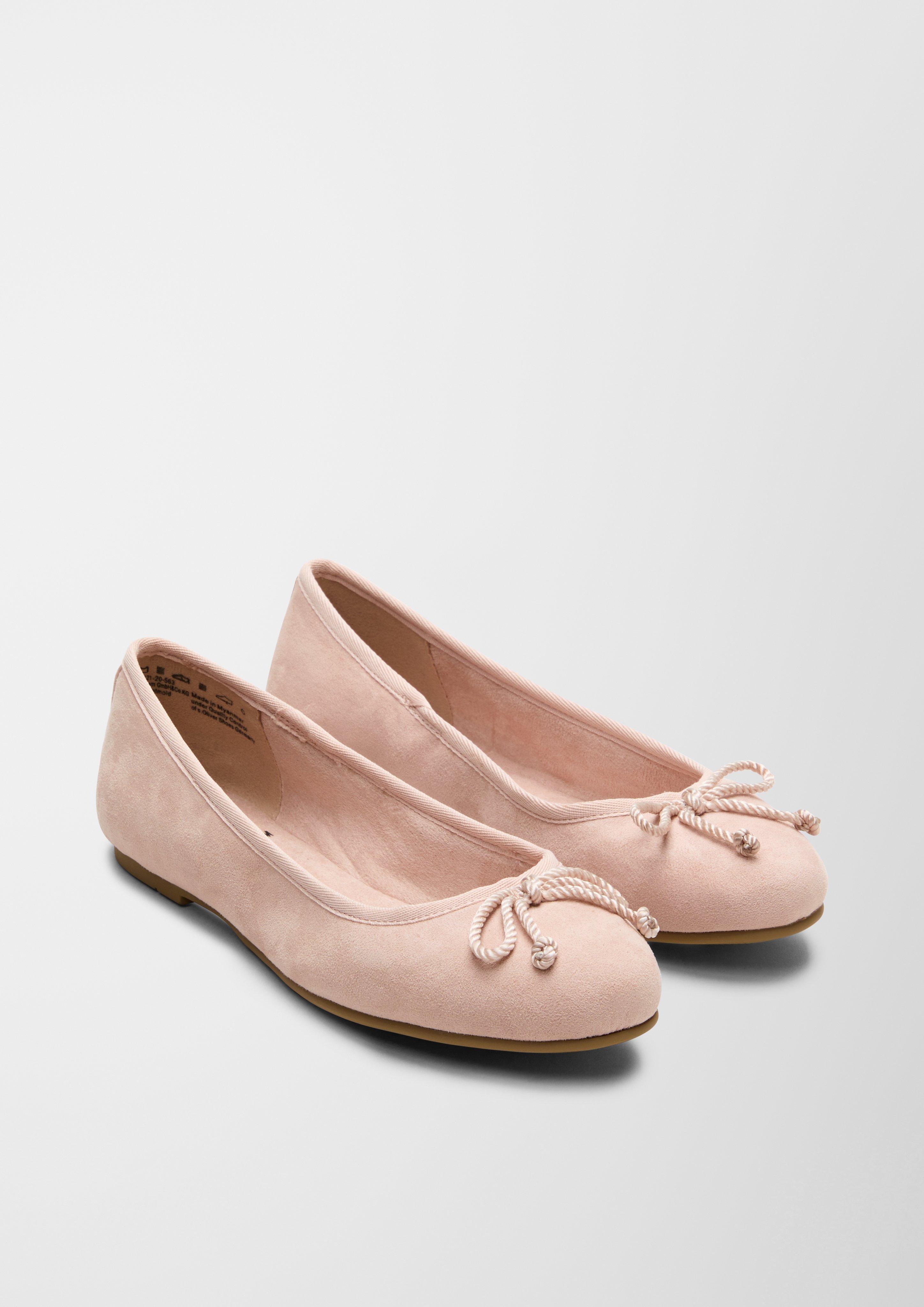 Ballerinas aus Lederimitat  6007387-563