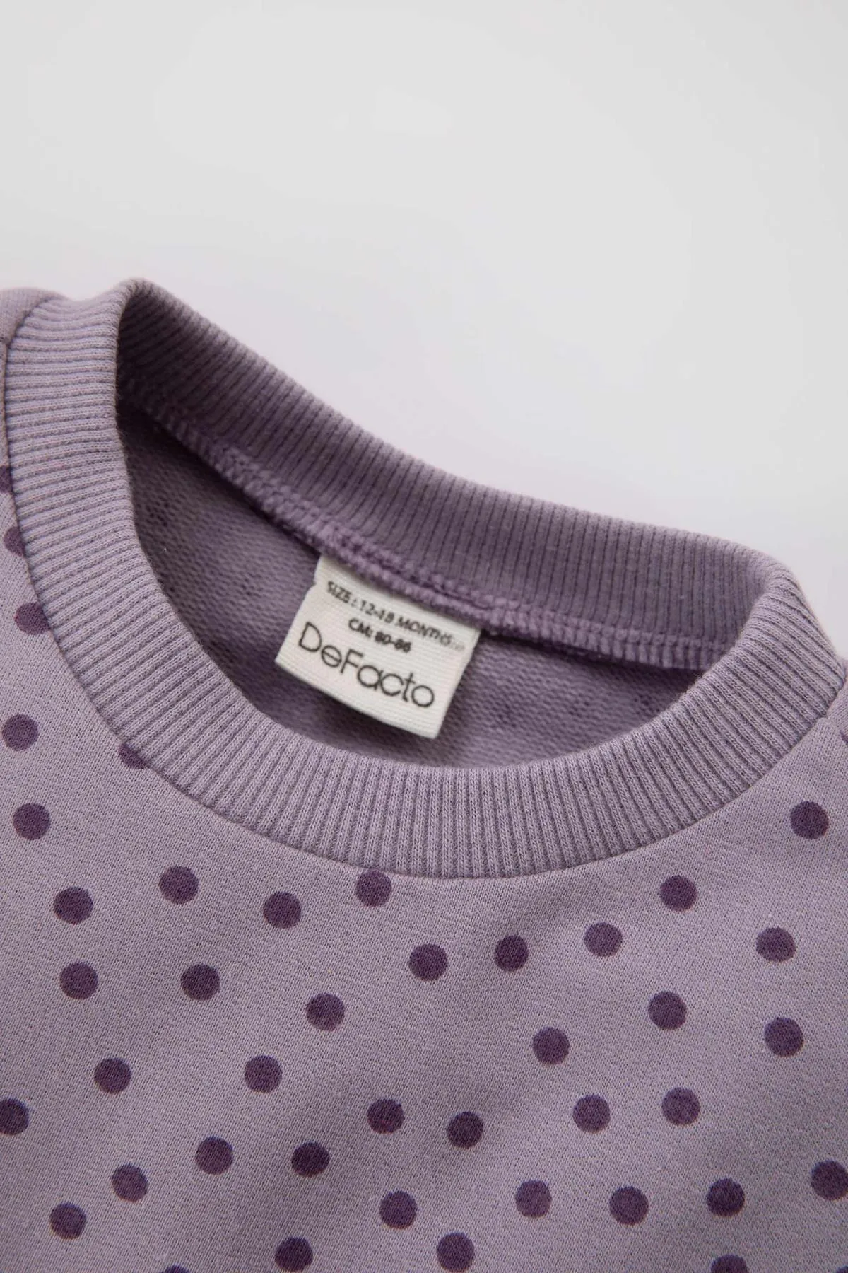 DeFacto  Gepunktetes Sweatshirt mit Rundhalsausschnitt für Babys