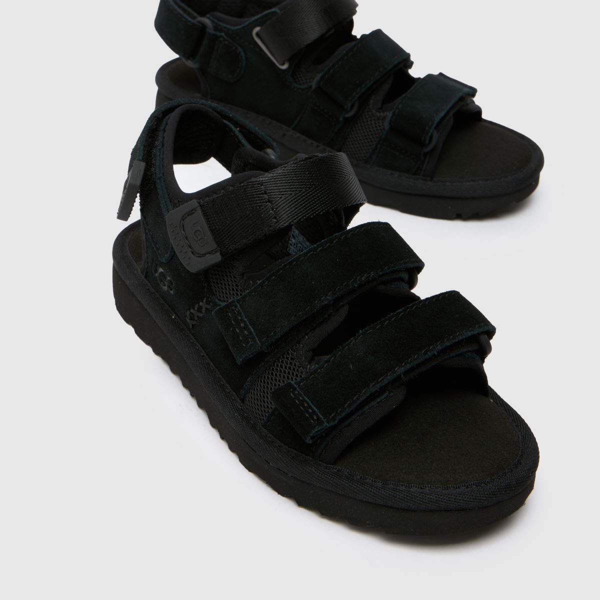 UGG svarta Goldencoast juniorsandaler med flera remmar
