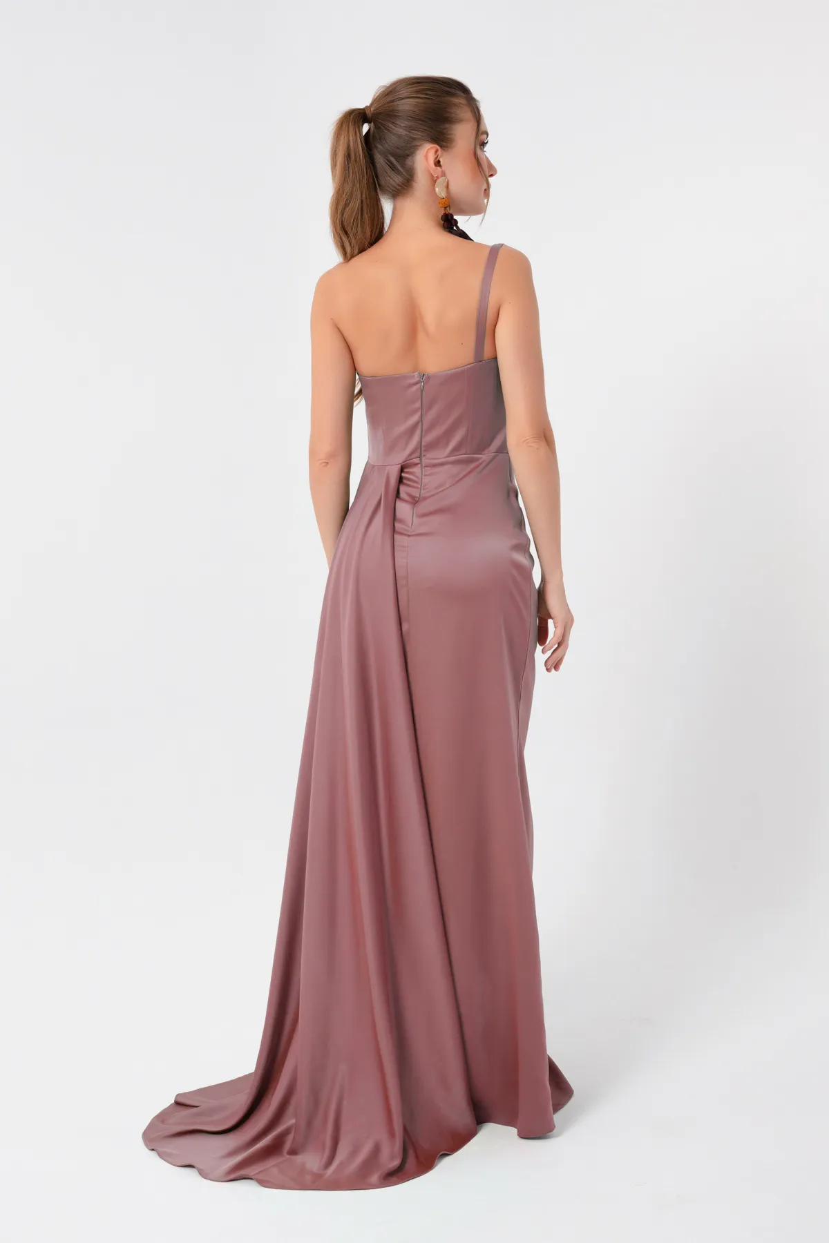 Lafaba  Lachsfarbenes One-Shoulder-Satin-Abend- und Abschlusskleid für Damen