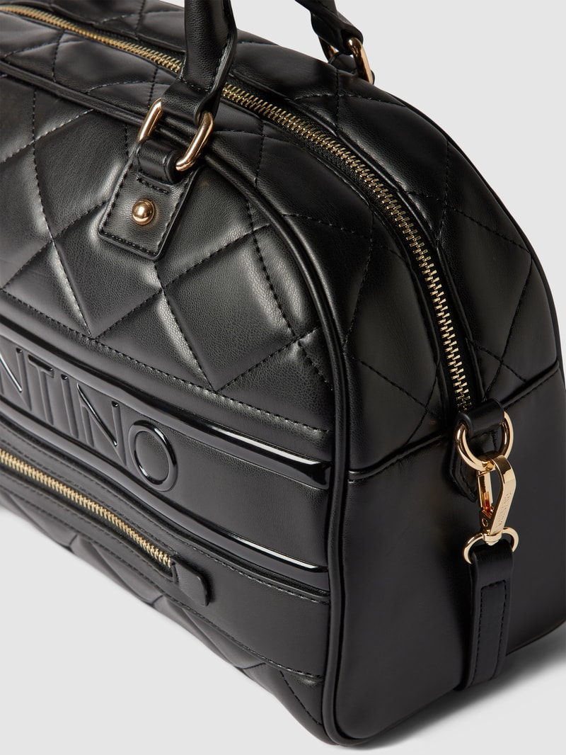 Crossbody Bag mit Steppnähten Modell 'ADA' in schwarz