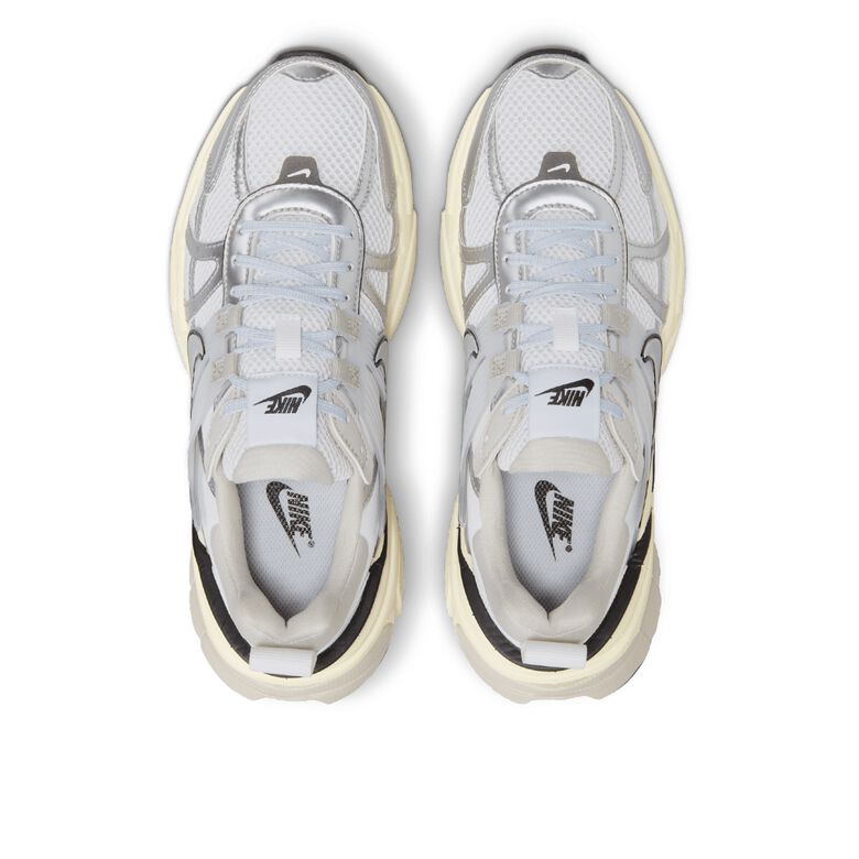 NIKE V2K Run 