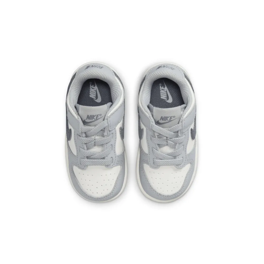 Nike Dunk Low FB9107-101 / weiss
