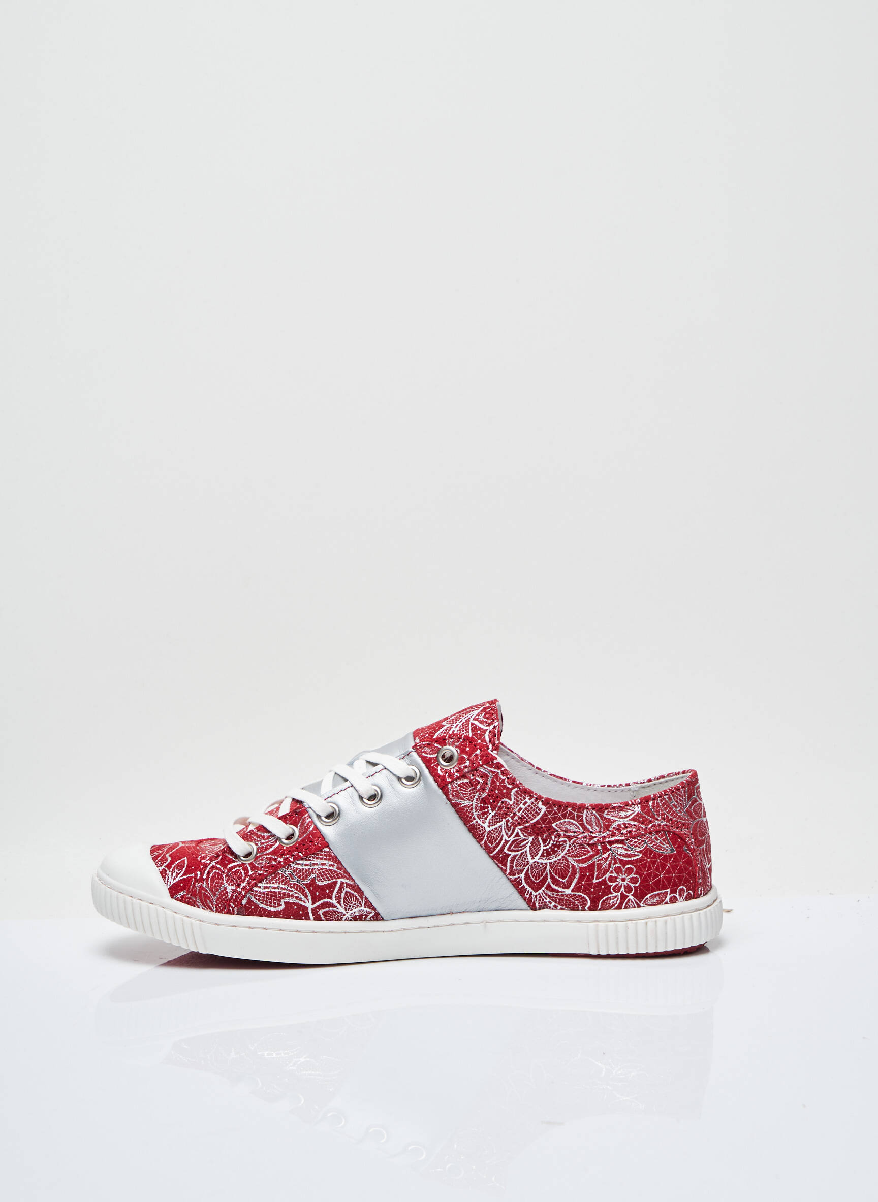 Pataugas Baskets Femme couleur rouge