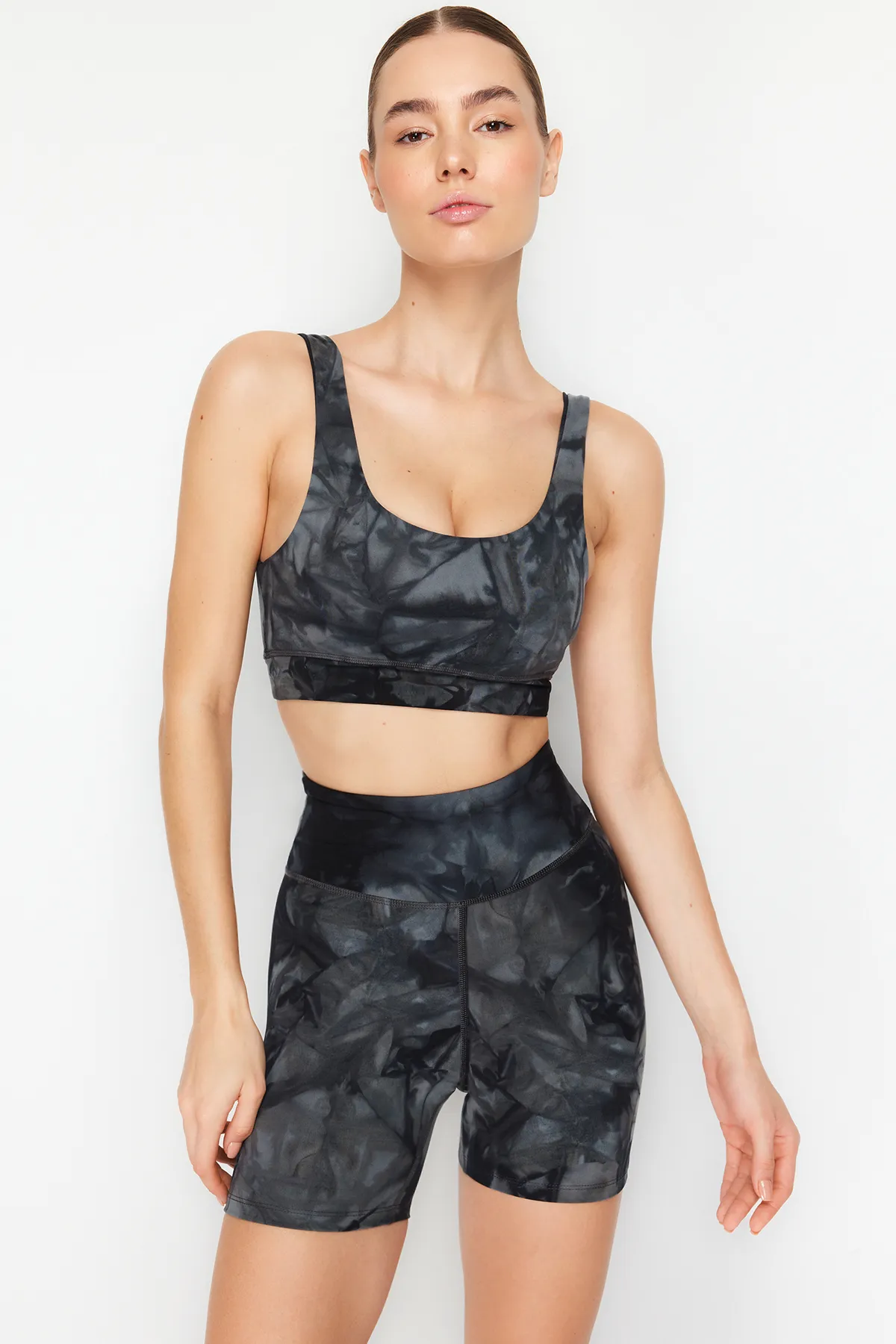 Trendyol Collection  Anthrazitfarbener, gebürsteter, weicher Stoff mit verstärktem/formendem, bedrucktem Strick-Sport-BH THMSS24SS00008