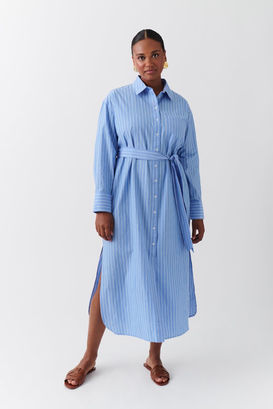 Wide slit shirt dress