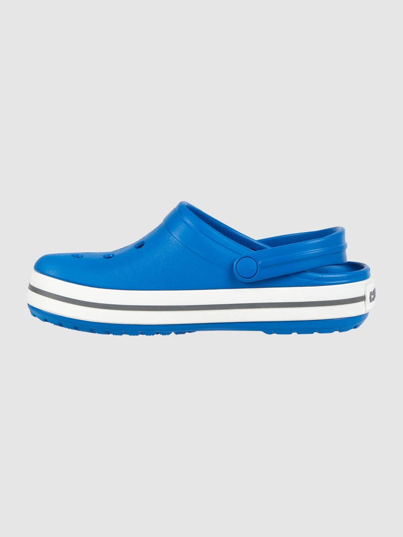 Clogs mit Luftlöchern in blau