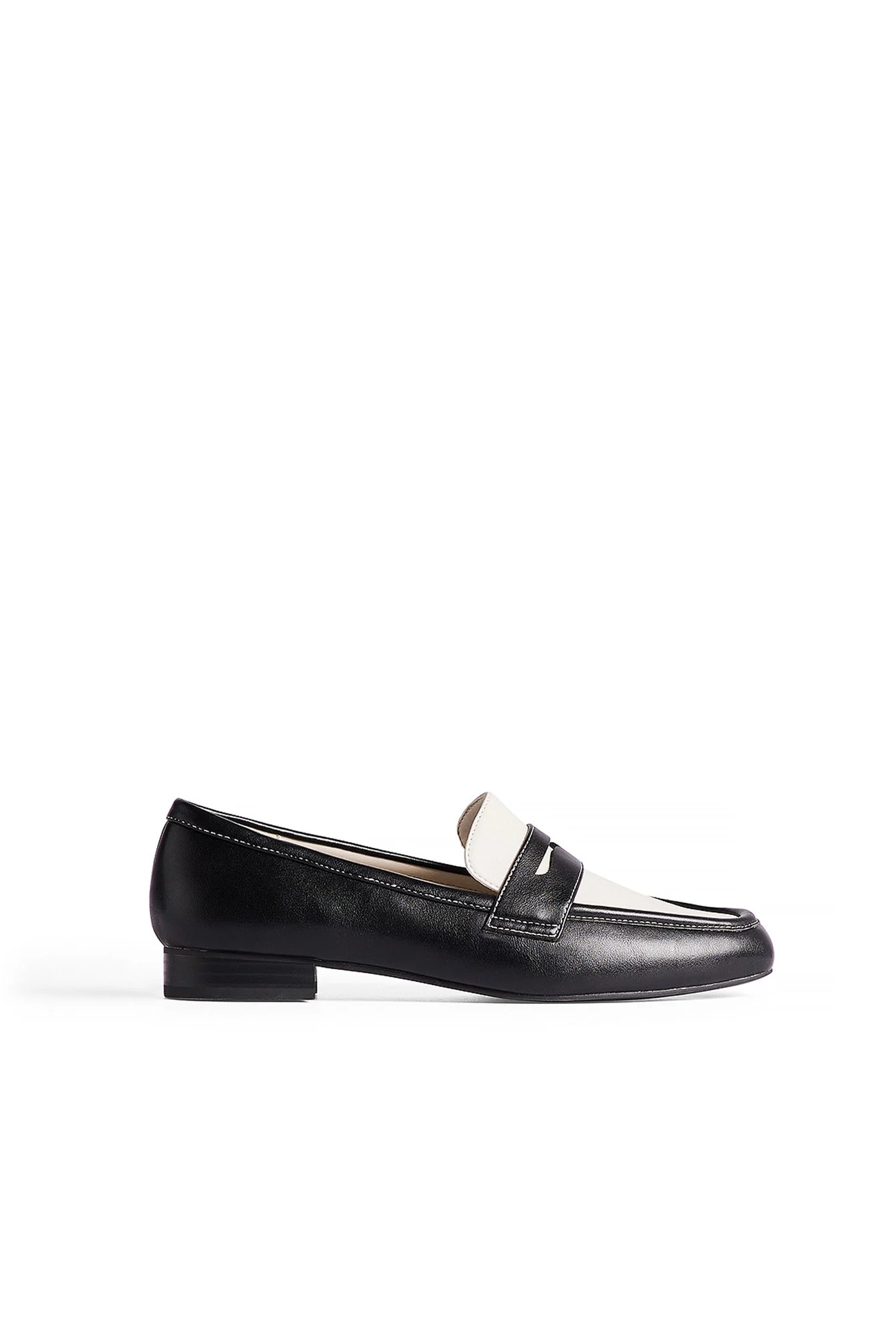 Loafers mit eckiger Spitze