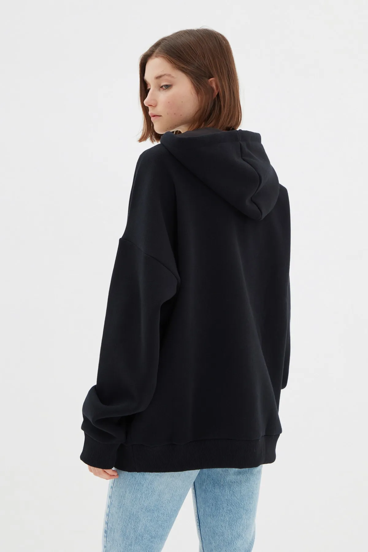 Trendyol Collection  Marineblaues Unisex-Sweatshirt mit Kapuze in Übergröße/weiter Passform TMNAW22SW1462/Marineblau