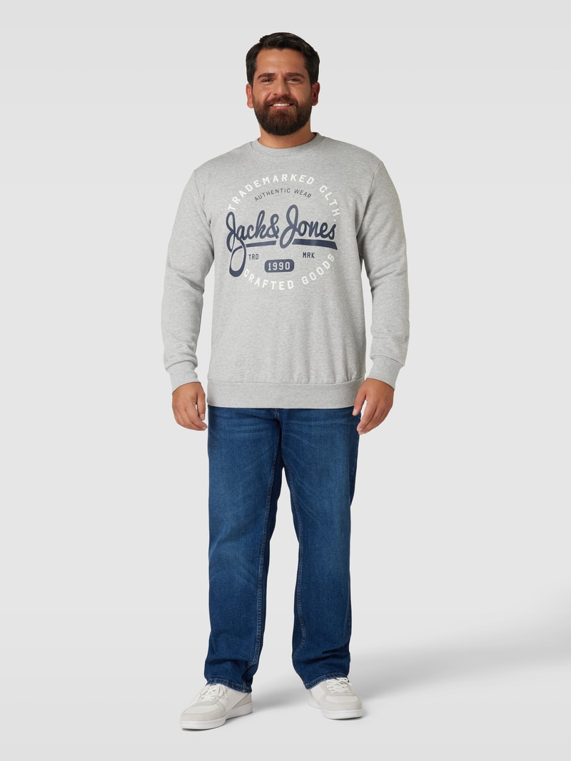 PLUS SIZE Sweatshirt mit Label-Print in hellgrau meliert