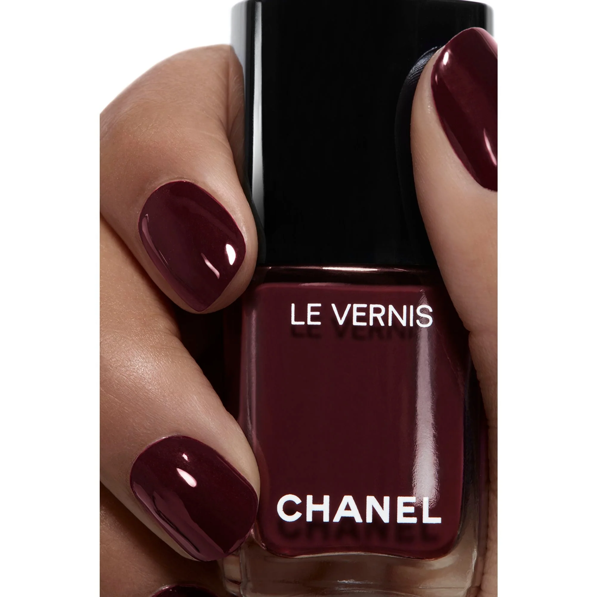 LE VERNIS - LONG-LASTING COLOR AND BRILLIANCE