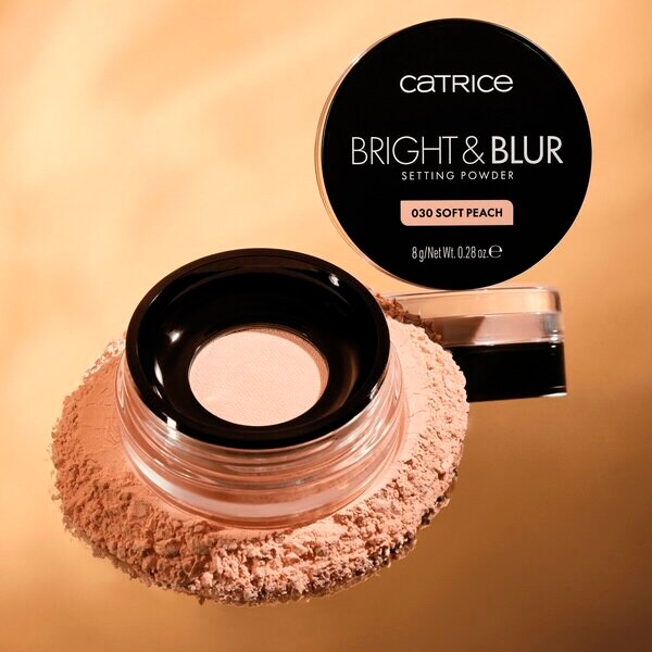 Catrice Bright & Blur 030 Soft Peach fixáló púder 8g