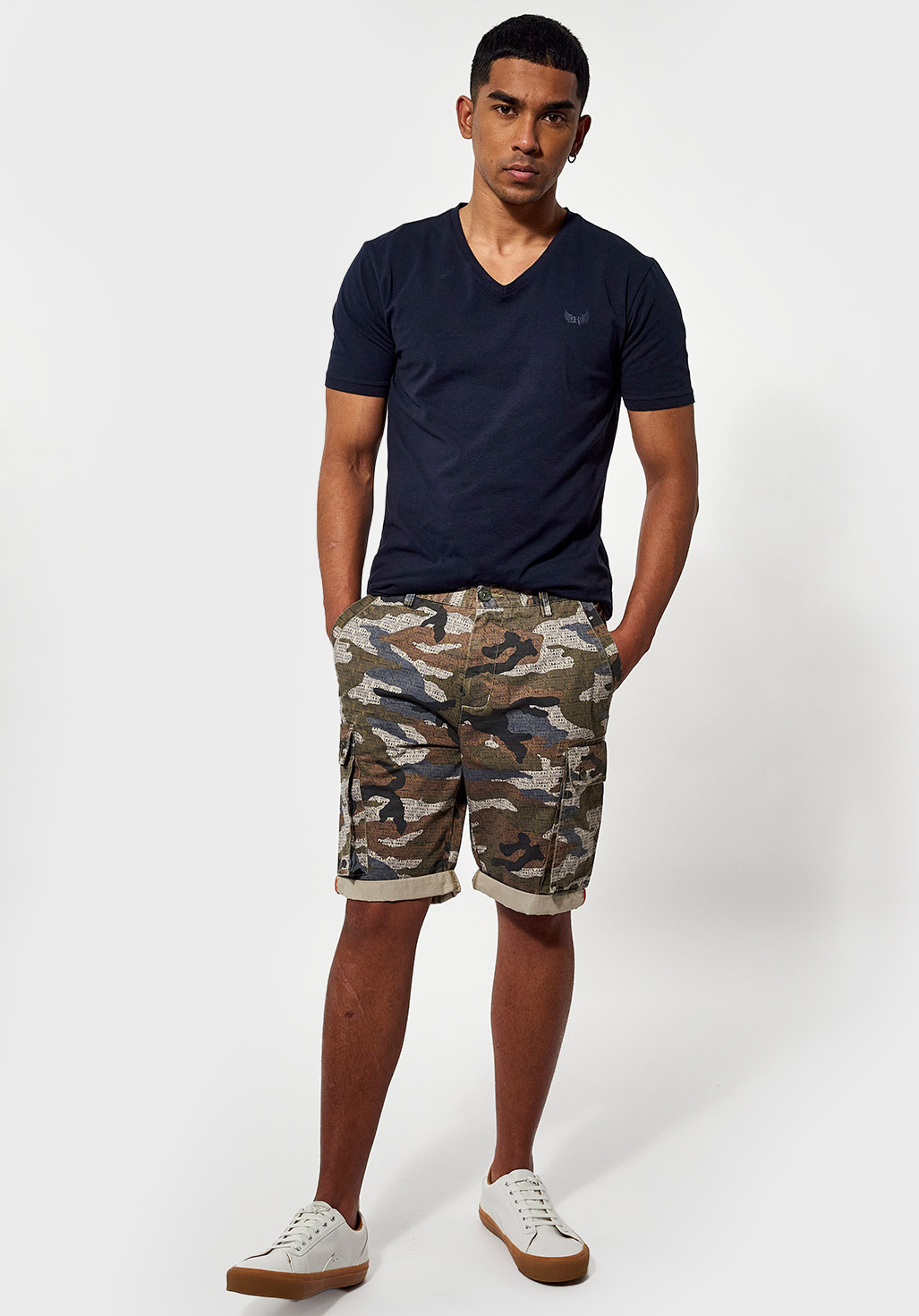 SAKE  Short cargo camouflage Homme imprimé all over
