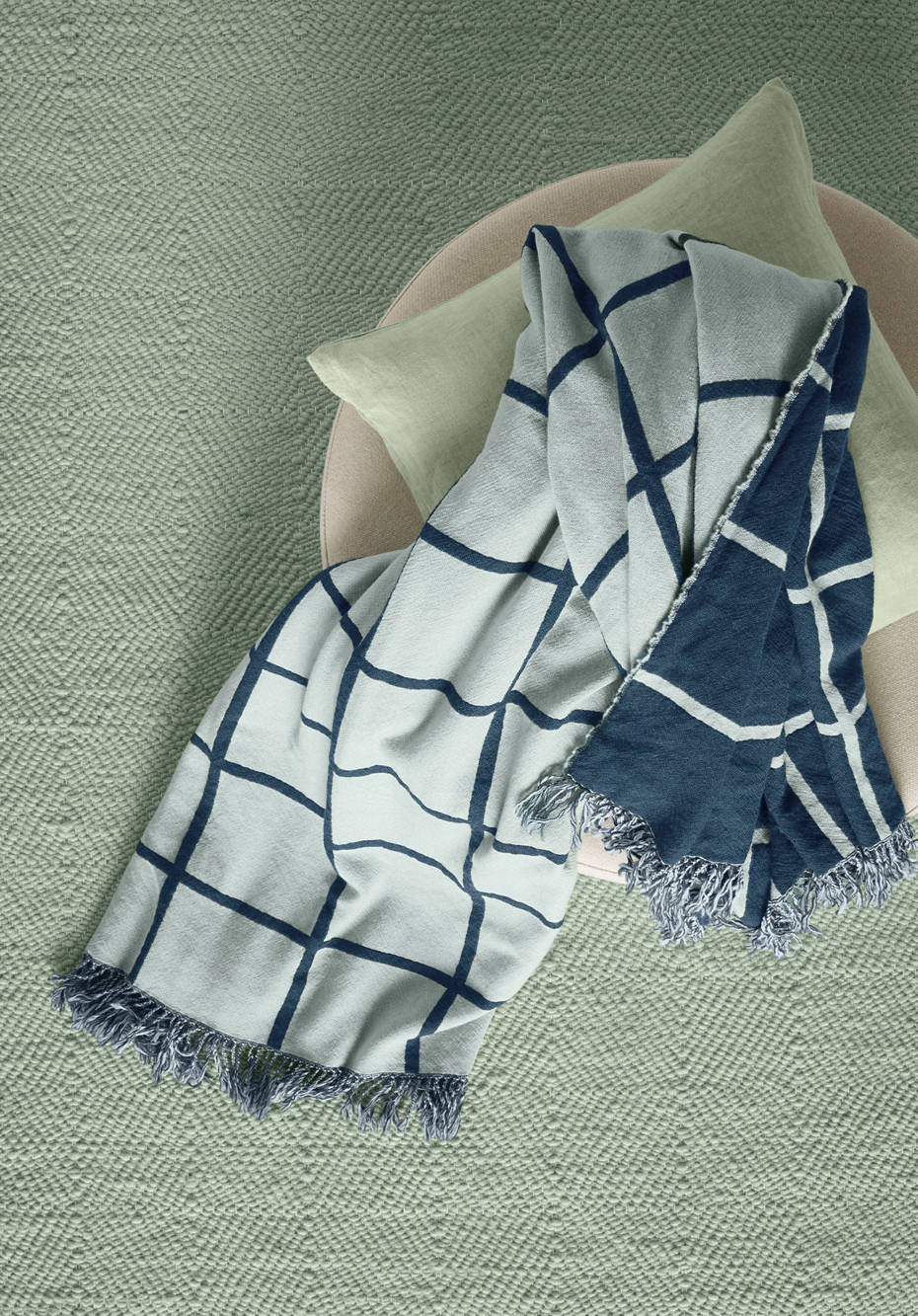 Plaid ONNO aus reiner Bio-Merinowolle