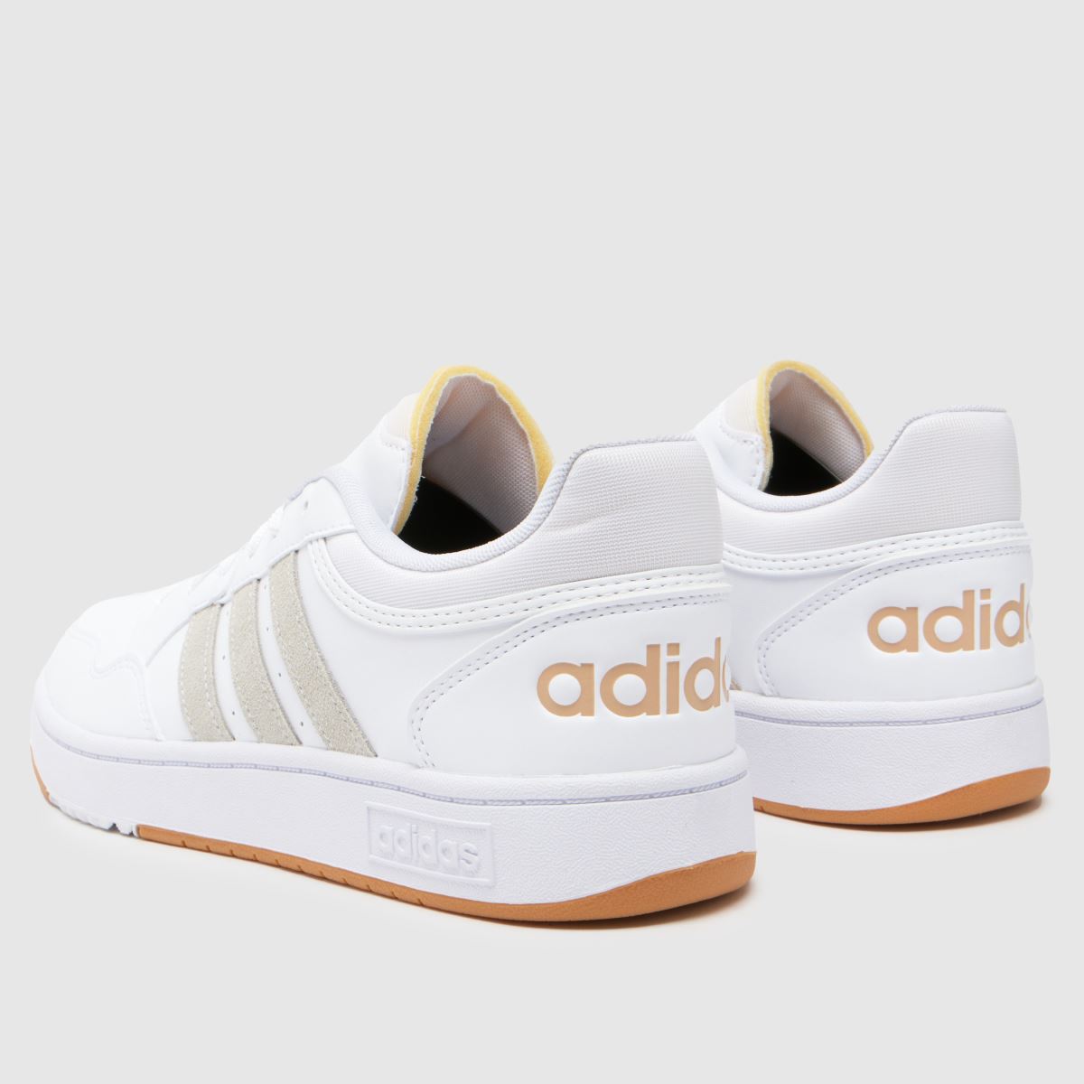 adidas – Vita basketskor