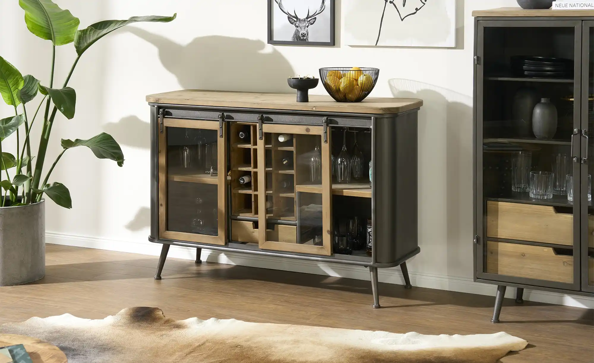 Sideboard