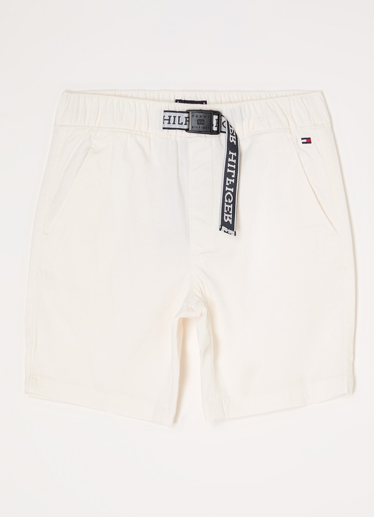 Pantaloni scurți chino cu croială dreaptă și buzunare laterale de la Tommy Hilfiger