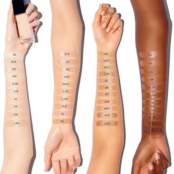 DIOR DIORSKIN Forever Skin Glow Flüssige Foundation