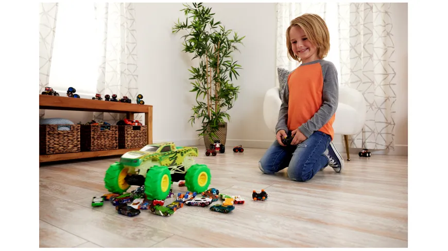 HOT WHEELS Monster Trucks 1:15 GUNKSTER ferngesteuertes Fahrzeug