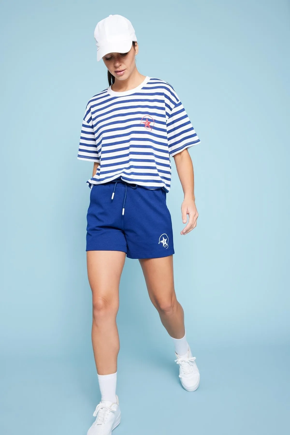 DeFacto  Passform Standard Fit Sportshorts A6901ax23sm