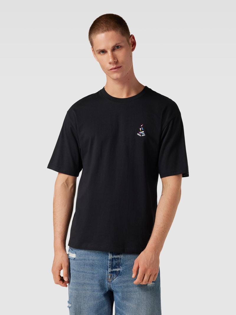T-Shirt aus reiner Baumwolle mit Motiv-Stitching in schwarz