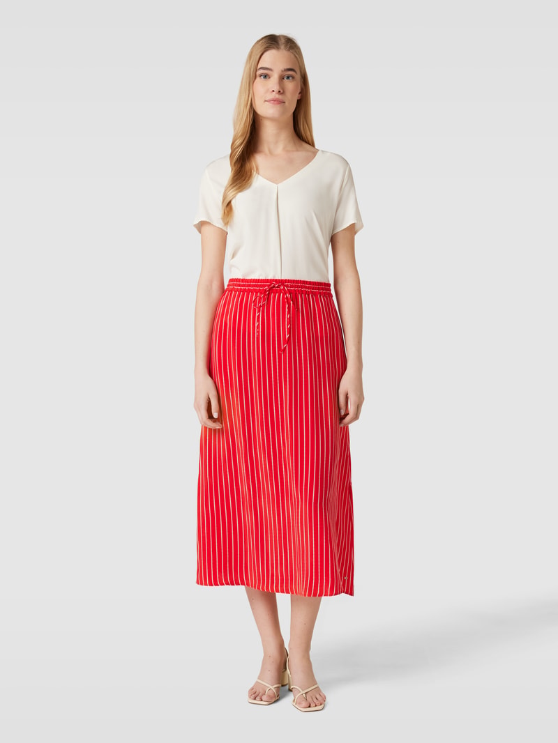 Midikleid mit Streifenmuster in rot