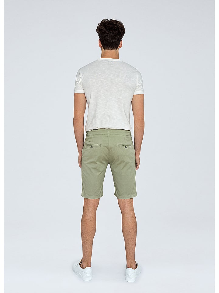 Pepe Jeans Shorts in Khaki günstig kaufen